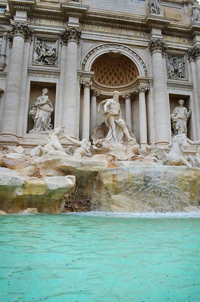 Trevi Fountain pool with decoration statues