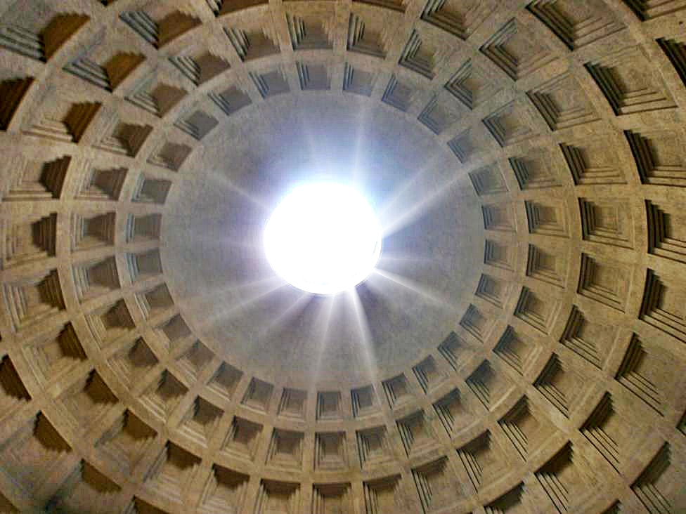Pantheon's dome and the "oculus". View from inside the temple